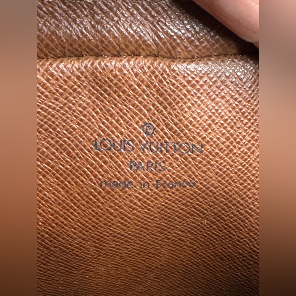 Louis Vuitton LV Monogram Pochette Marly Bandoulière with COA - Picture 9 of 16